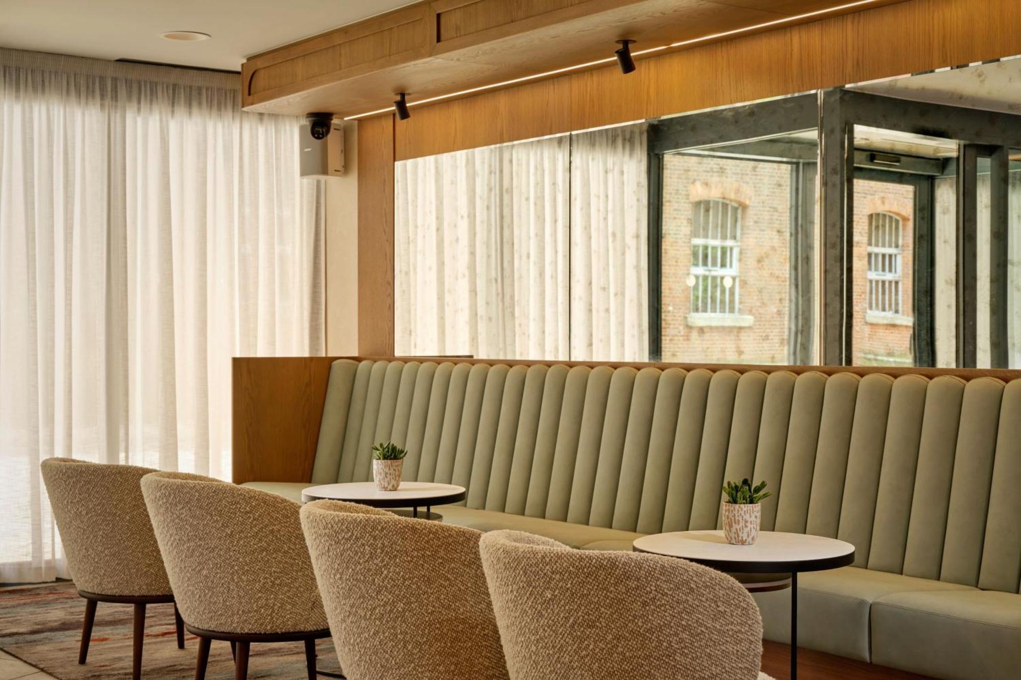 The Reach At Piccadilly, Manchester, A Tribute Portfolio Hotel Экстерьер фото